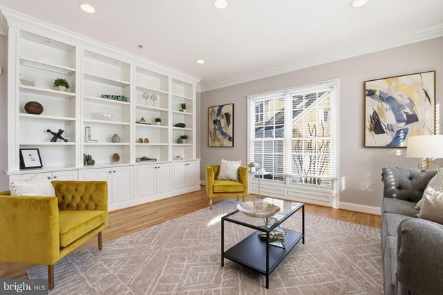 300 DEEP TRAIL LN, Rockville, MD 20850