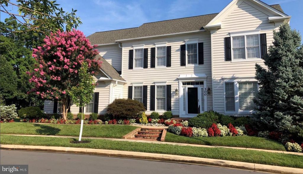 300 DEEP TRAIL LN, Rockville, MD 20850