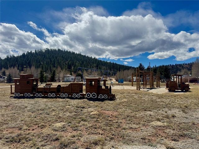 425 Depot Dr, Hartsel, CO 80449