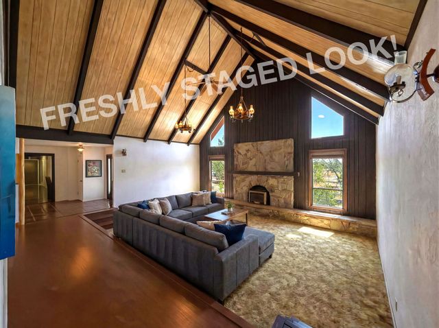 3649 Mimbres Lane, Santa Fe, NM 87507