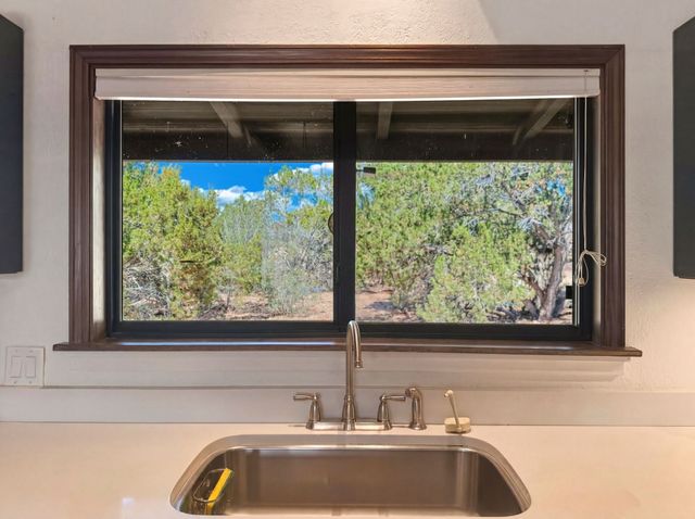 3649 Mimbres Lane, Santa Fe, NM 87507