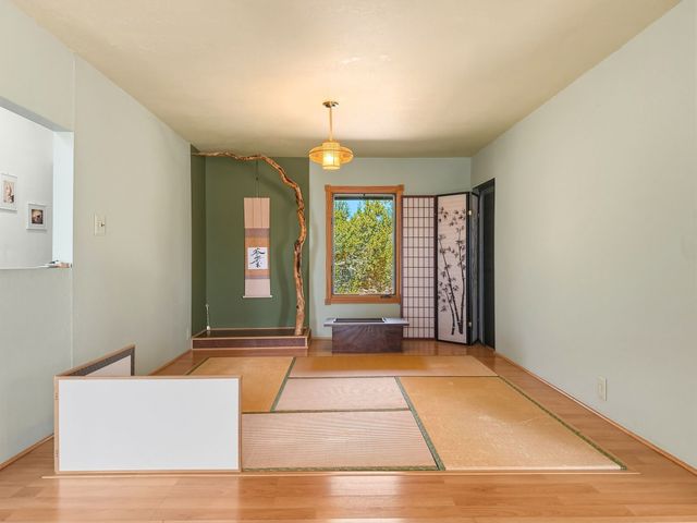 3649 Mimbres Lane, Santa Fe, NM 87507