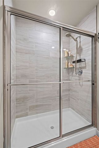 2219 S 9th Street, Rogers, AR 72758