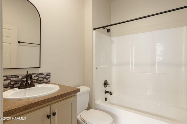 1402 Jefferson Street 201, Lafayette, LA 70501