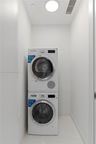 300 Biscayne Blvd Way 4509, Miami, FL 33131