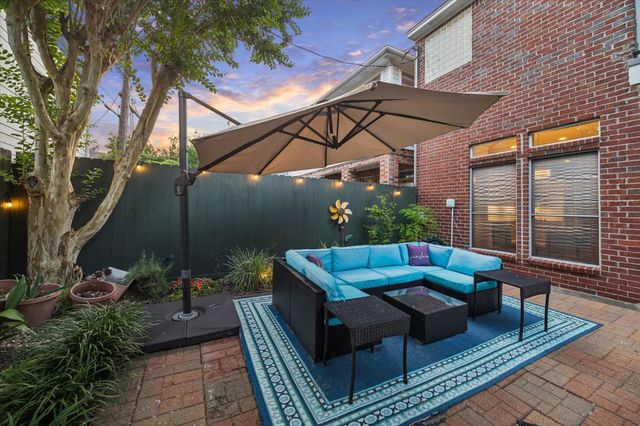 5325 Hidalgo Street, Houston, TX 77056