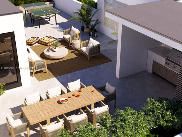 2840 NE 32nd Street, Fort Lauderdale, FL 33306