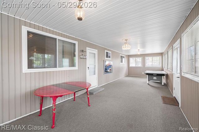 15586 Oakbrook Street, Romulus, MI 48174