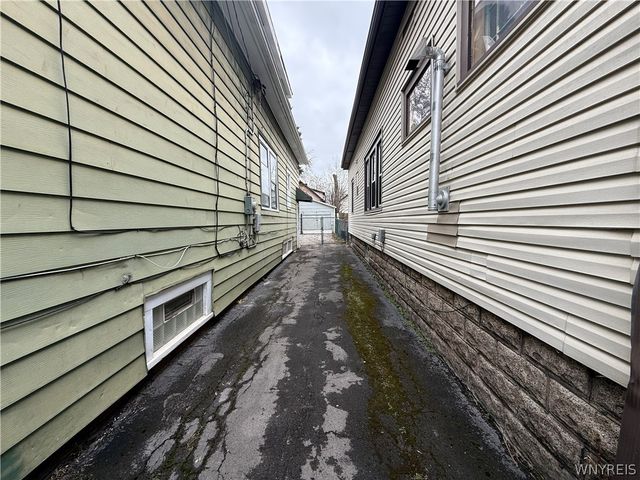 50 Midway Avenue, Buffalo, NY 14215