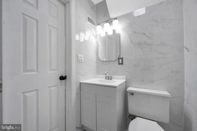 5741 ARCH ST, Philadelphia, PA 19139