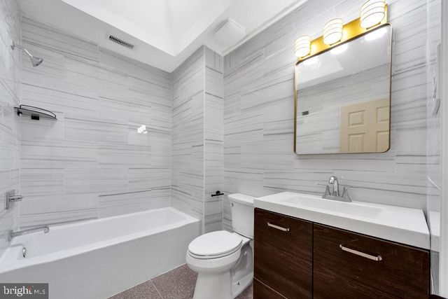 5741 ARCH ST, Philadelphia, PA 19139