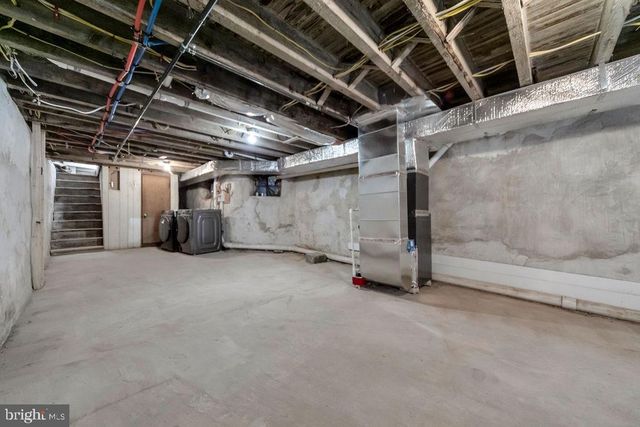 5741 ARCH ST, Philadelphia, PA 19139