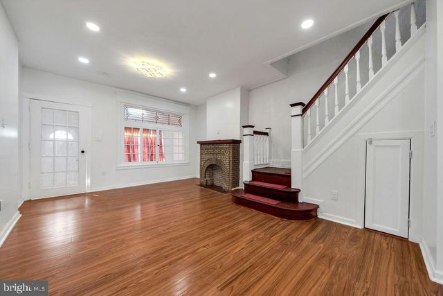 5741 ARCH ST, Philadelphia, PA 19139