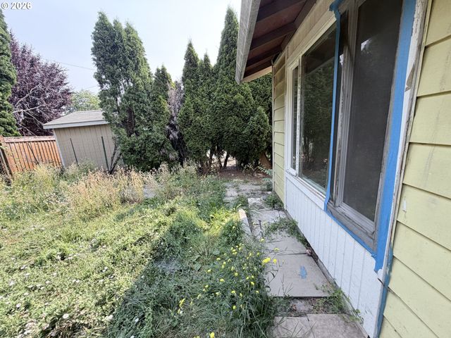 14015 Sw Hazel St, Beaverton, OR 97005