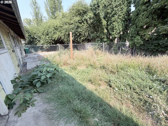 14015 Sw Hazel St, Beaverton, OR 97005