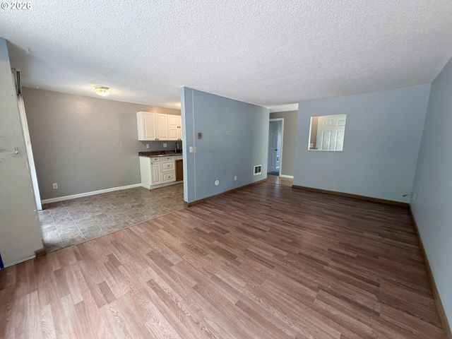 14015 Sw Hazel St, Beaverton, OR 97005
