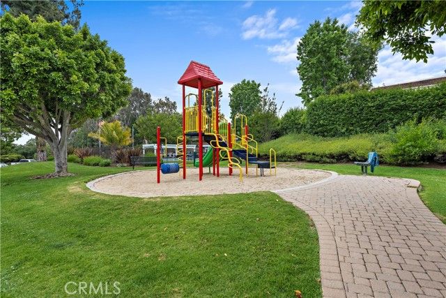 26158 Via Pera E4, Mission Viejo, CA 92691