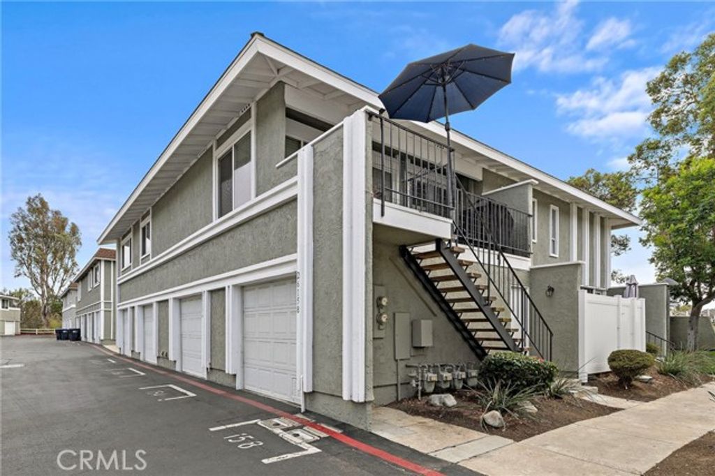 26158 Via Pera E4, Mission Viejo, CA 92691