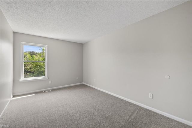 725 Hecate DR, Virginia Beach, VA 23454