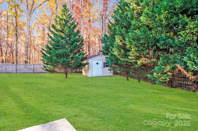 2712 Thornburg Court, Monroe, NC 28110