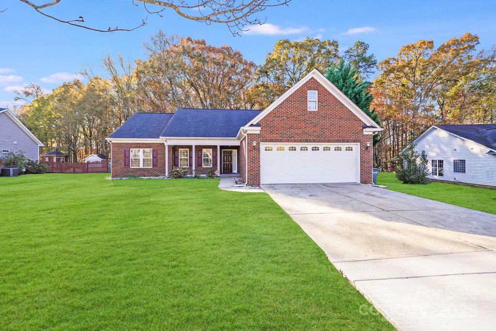 2712 Thornburg Court, Monroe, NC 28110