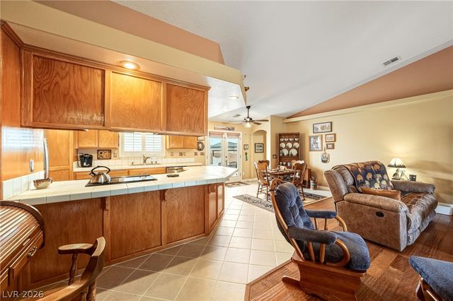 231 Glenoaks Street, Pahrump, NV 89048