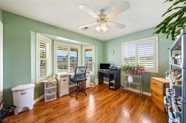 231 Glenoaks Street, Pahrump, NV 89048