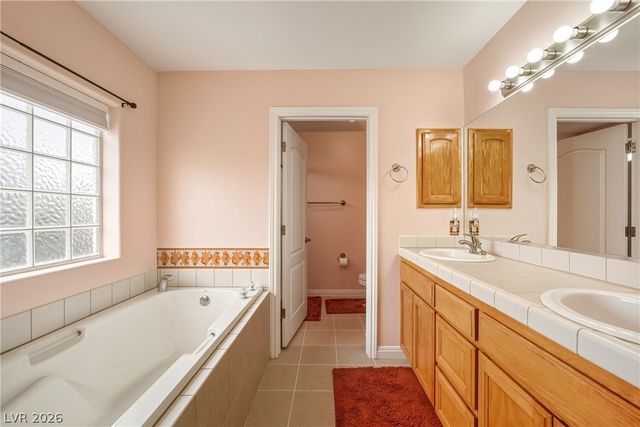 231 Glenoaks Street, Pahrump, NV 89048