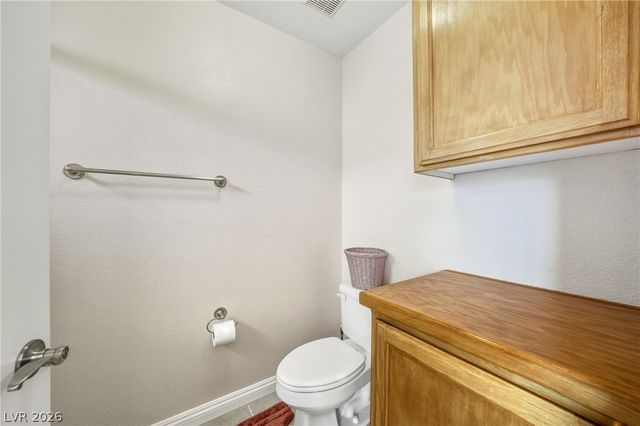 231 Glenoaks Street, Pahrump, NV 89048