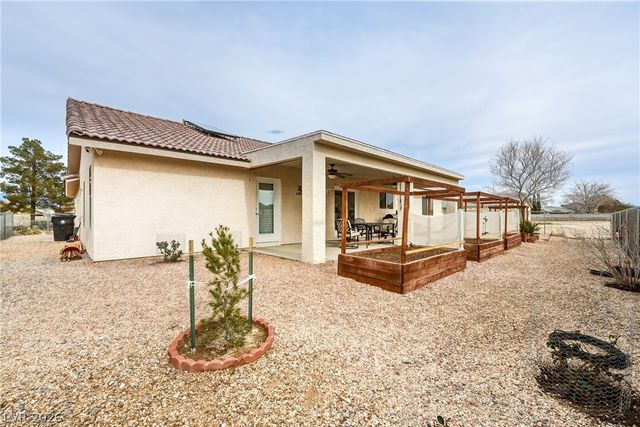 231 Glenoaks Street, Pahrump, NV 89048