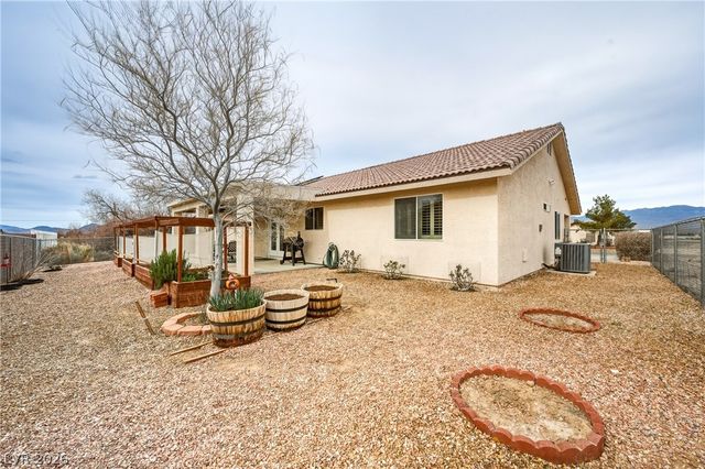 231 Glenoaks Street, Pahrump, NV 89048