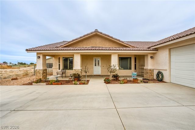 231 Glenoaks Street, Pahrump, NV 89048