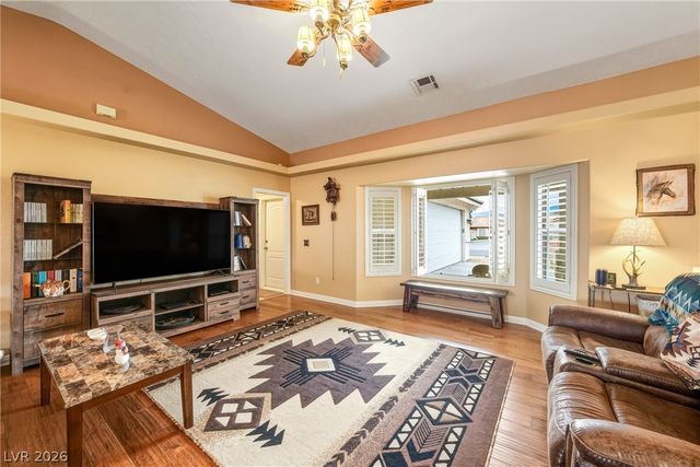 231 Glenoaks Street, Pahrump, NV 89048