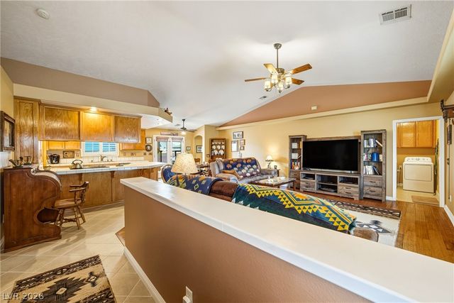 231 Glenoaks Street, Pahrump, NV 89048