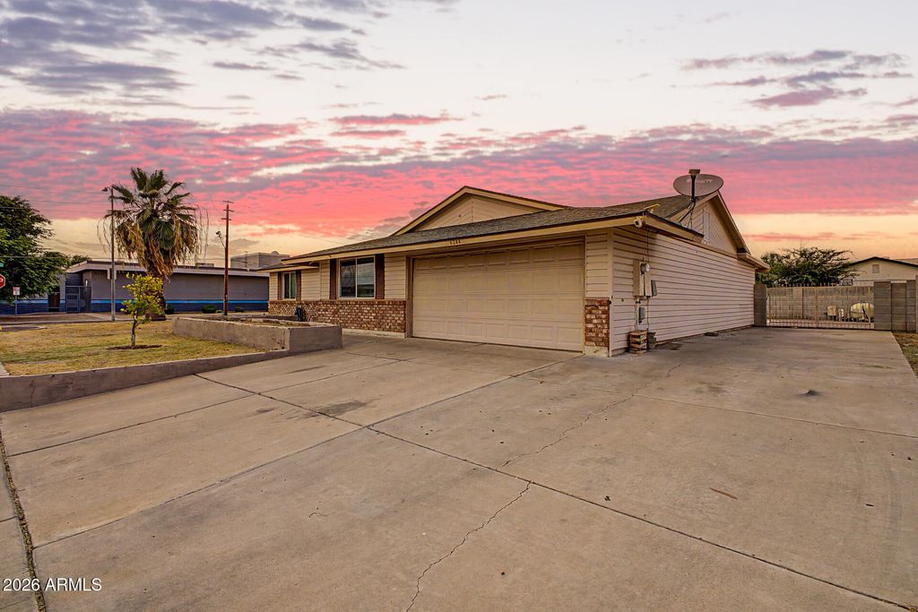 6244 W KAREN LEE Lane, Glendale, AZ 85306 — photo 3