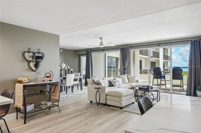1501 GULF BOULEVARD 104, Clearwater Beach, FL 33767