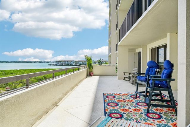 1501 GULF BOULEVARD 104, Clearwater Beach, FL 33767
