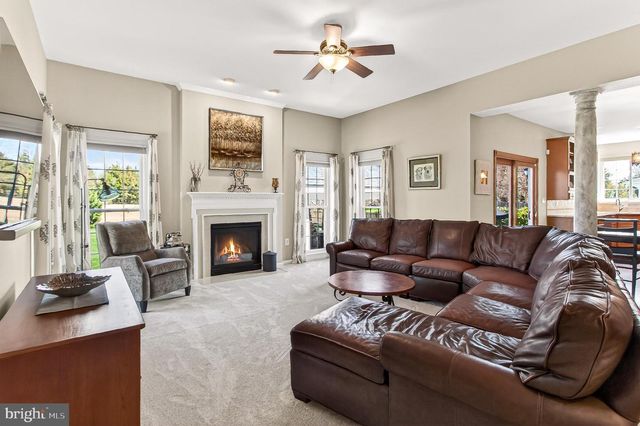 22103 VANTAGE POINTE PL, Ashburn, VA 20148