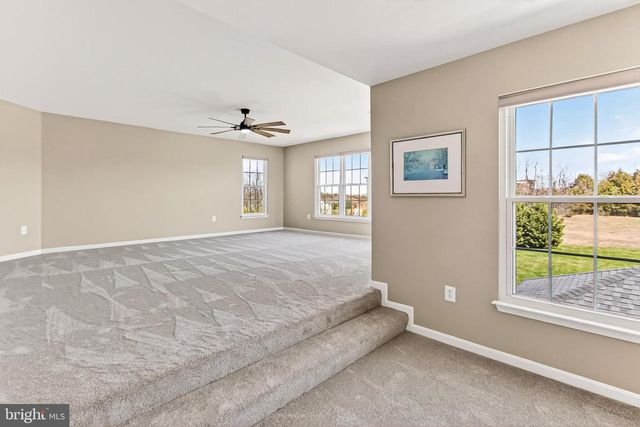 22103 VANTAGE POINTE PL, Ashburn, VA 20148