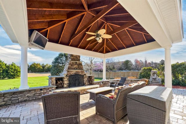 22103 VANTAGE POINTE PL, Ashburn, VA 20148