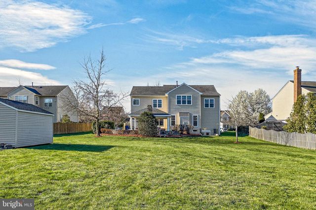 22103 VANTAGE POINTE PL, Ashburn, VA 20148