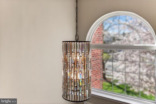 22103 VANTAGE POINTE PL, Ashburn, VA 20148