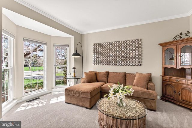 22103 VANTAGE POINTE PL, Ashburn, VA 20148