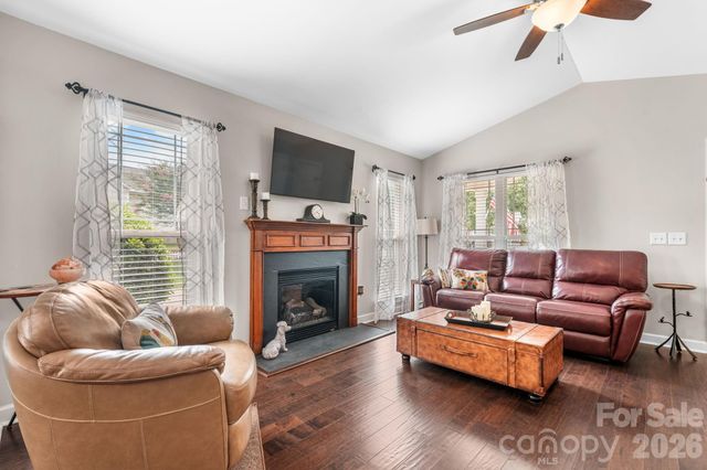 161 Winding Cedar Drive, Statesville, NC 28677