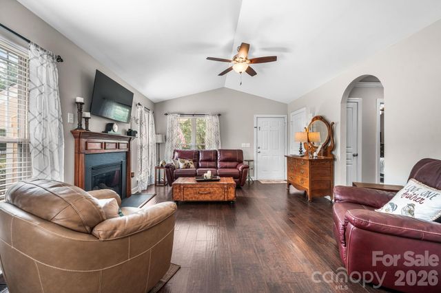 161 Winding Cedar Drive, Statesville, NC 28677
