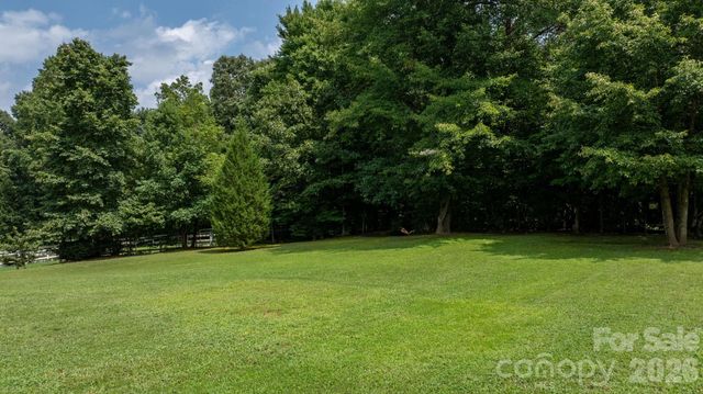 161 Winding Cedar Drive, Statesville, NC 28677