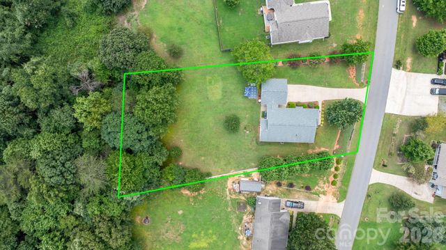 161 Winding Cedar Drive, Statesville, NC 28677