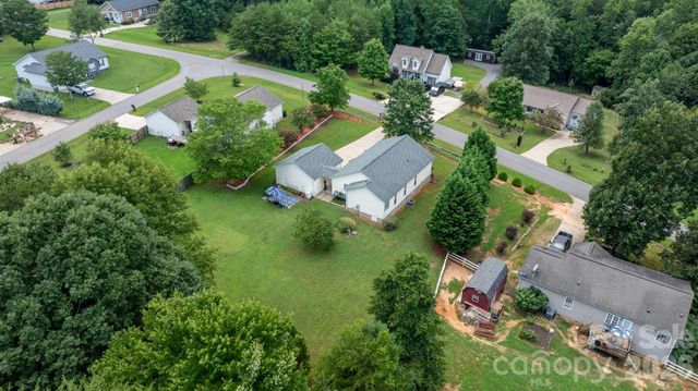161 Winding Cedar Drive, Statesville, NC 28677