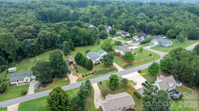 161 Winding Cedar Drive, Statesville, NC 28677