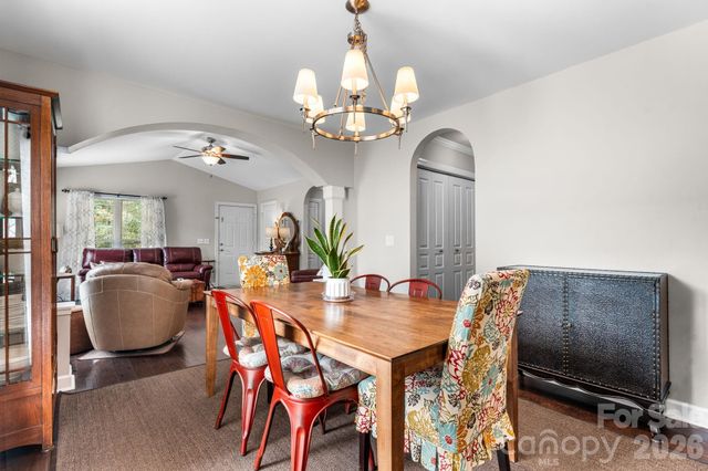 161 Winding Cedar Drive, Statesville, NC 28677